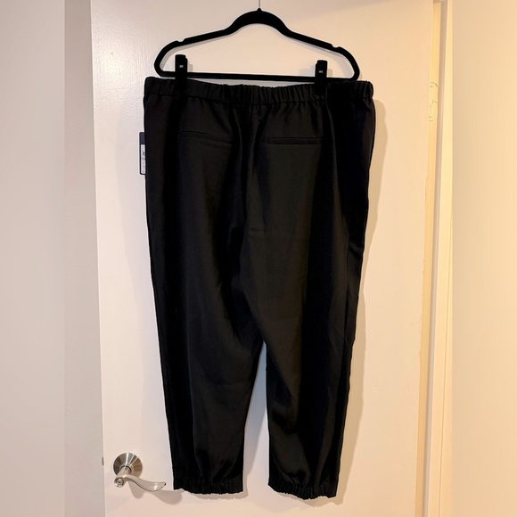 NWT Rachel Roy black trousers with side and back pockets - Picture 1 of 7